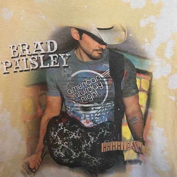 Customized distressed Brad Paisley American Saturday Night Tour T-shirt. Size M - Picture 3 of 6